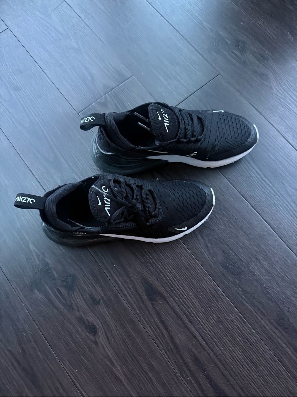 Nike Black and White Air Max 270 Running Shoes - Picture 8 of 10